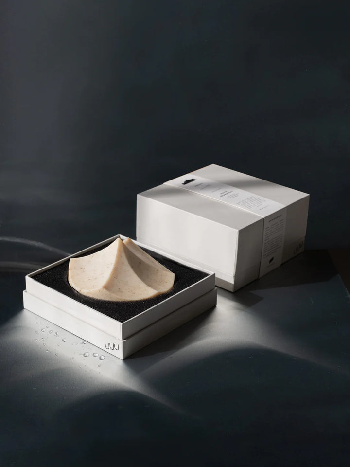 Erode by UME Studio / Linden