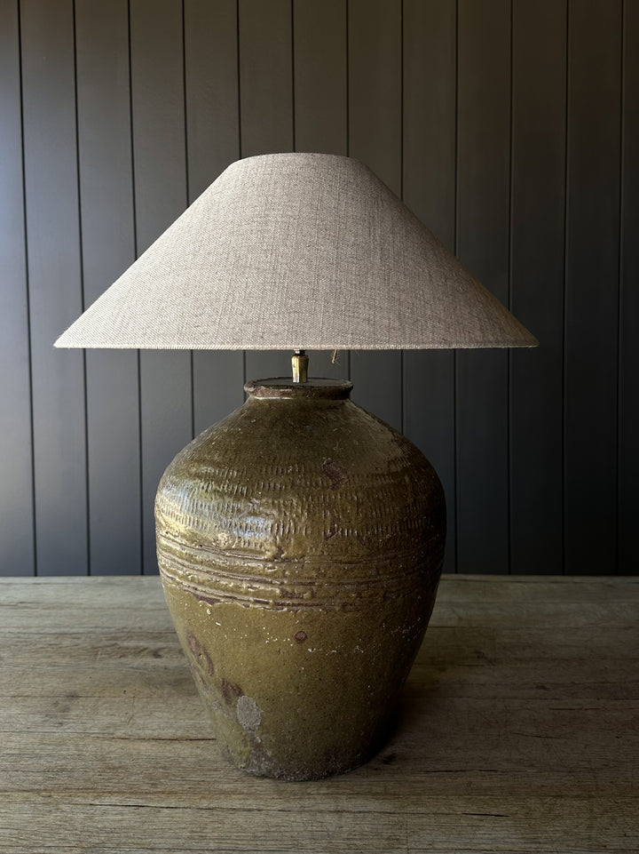 Rustic Medium Mijiu Lamp