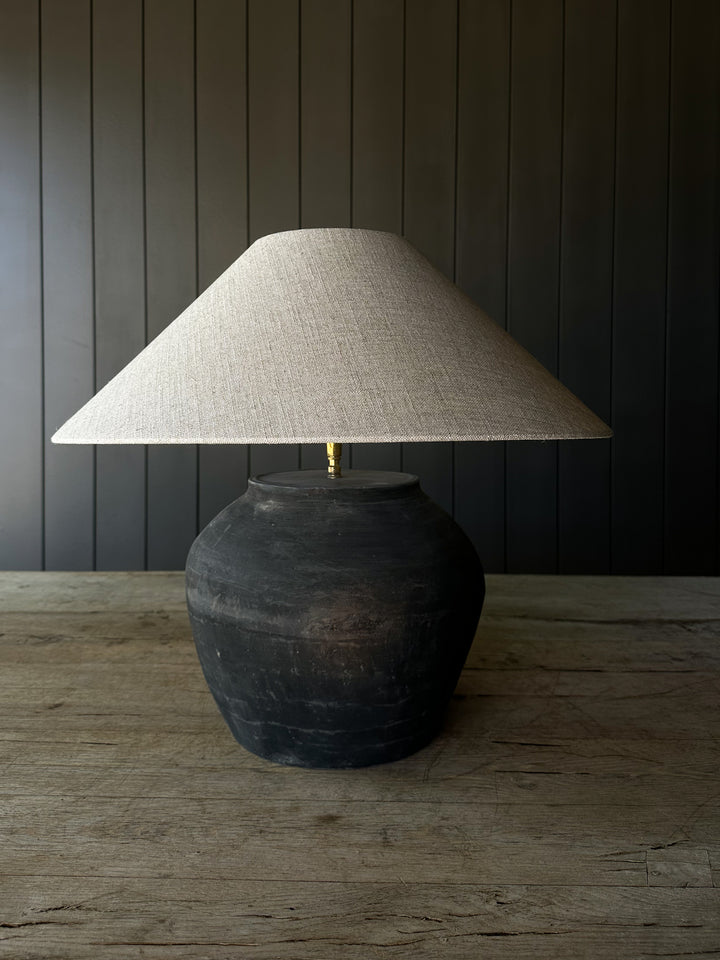 Rustic Large Pot Lamp
