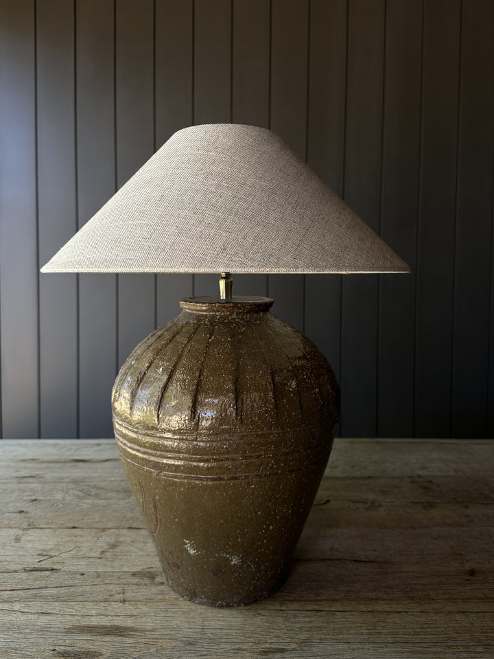Rustic Medium Mijiu Lamp