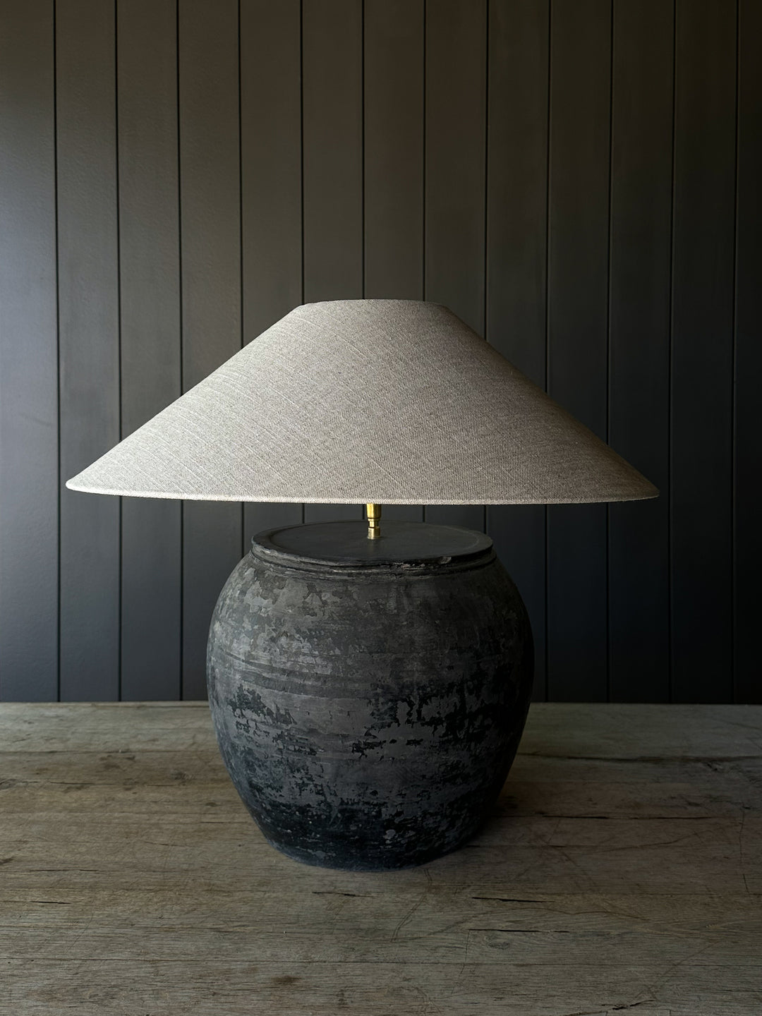 Rustic Large Pot Lamp