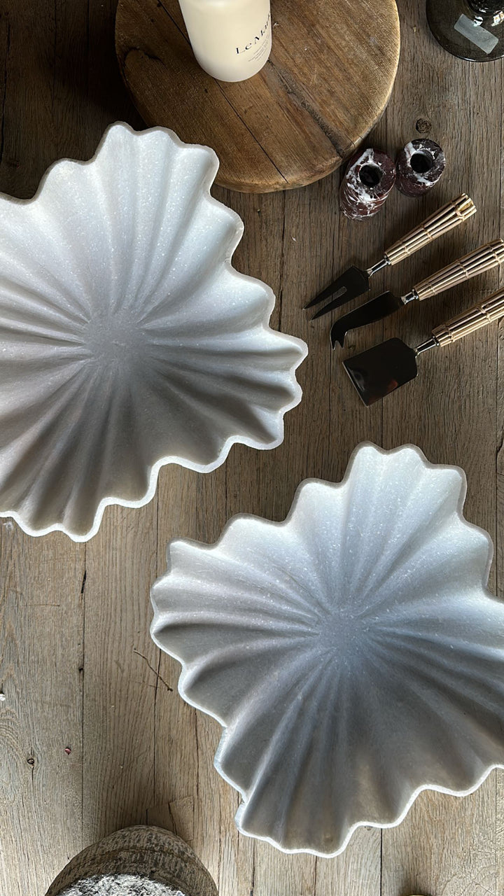 The Scalloped Marble Bowl