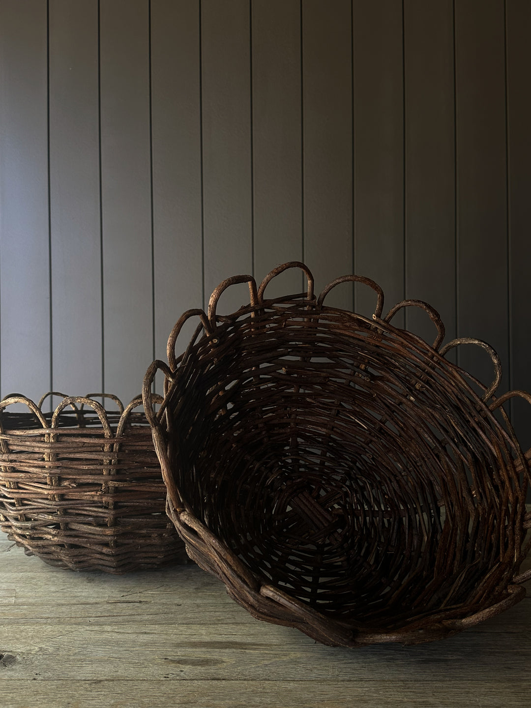 Rustic Woven Vine Baskets with Scalloped Edges