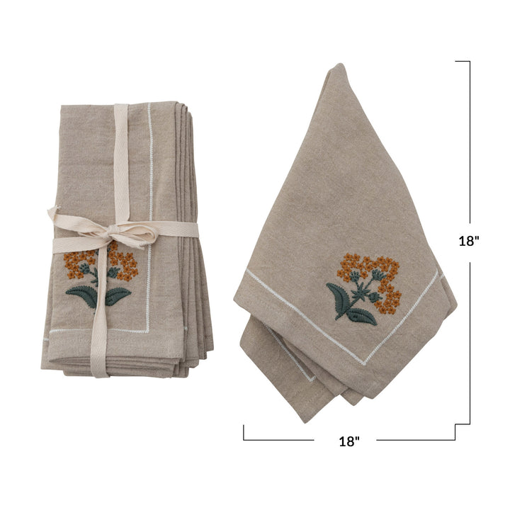 Embroidered Floral Napkin Set