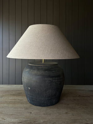Open image in slideshow, Rustic X-Large Pot Lamp
