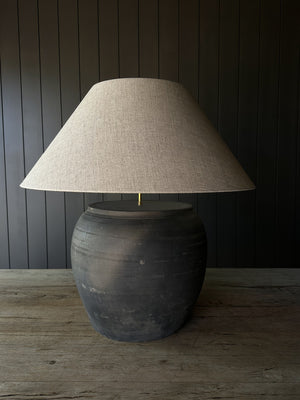 Open image in slideshow, Rustic X-Large Pot Lamp
