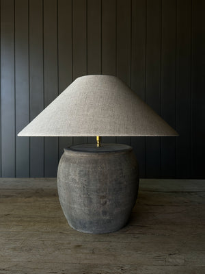 Open image in slideshow, Rustic Large Pot Lamp
