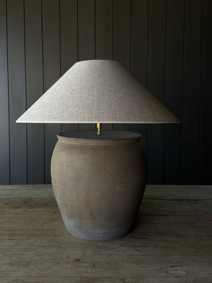 Rustic Large Pot Lamp