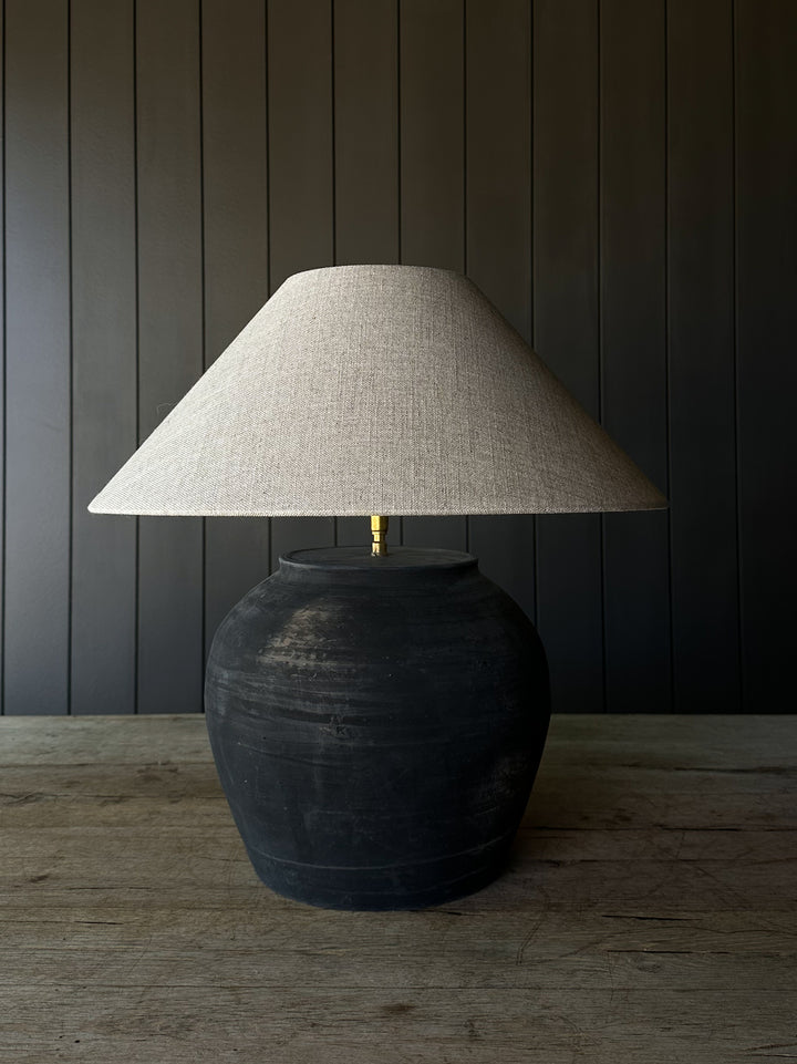 Rustic Medium Pot Lamp