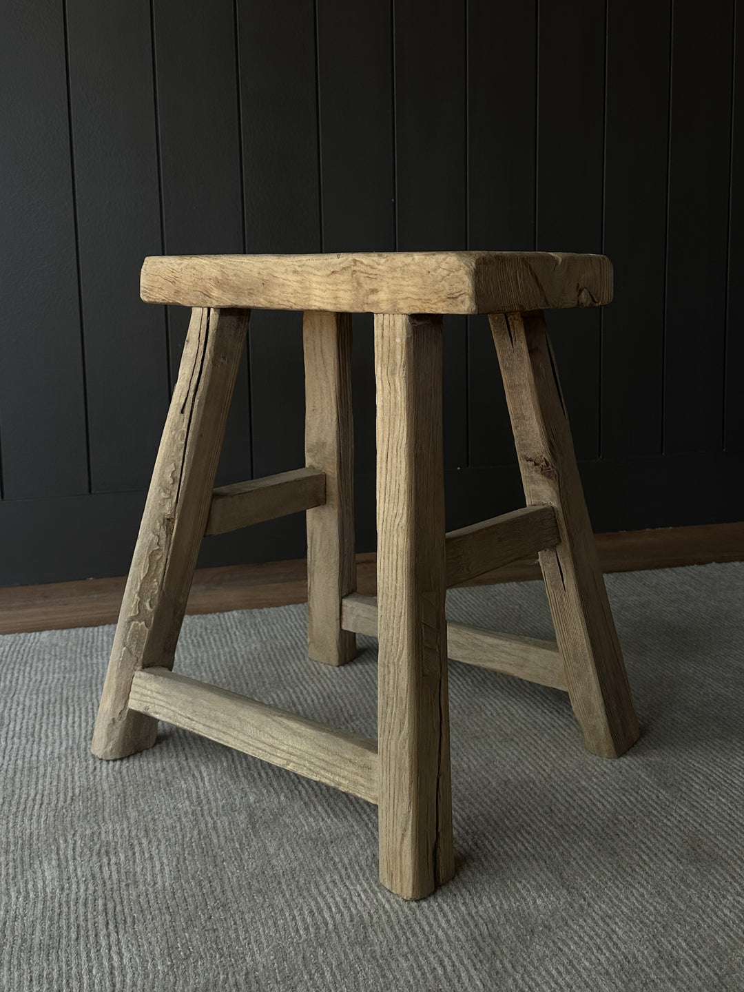 Elmwood Side Table Stool